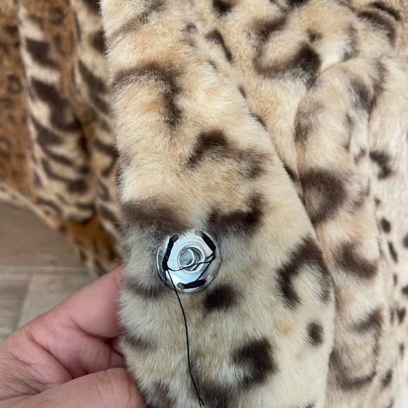 Urban Republic Faux Fur Coat - Picture 10 of 11